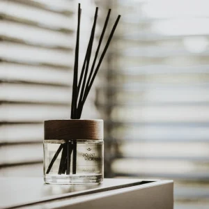 Uzupełnienie do dyfuzora z patyczkami: jak wybrać najlepszy zapach dla domu