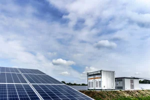 Hurtownia Fotowoltaiczna – jak wybrać sprawdzonego dostawcę paneli, falowników i magazynów energii