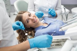 Stomatologia: dlaczego strach przed dentystą ma konkretną nazwę i jak sobie z nim radzić